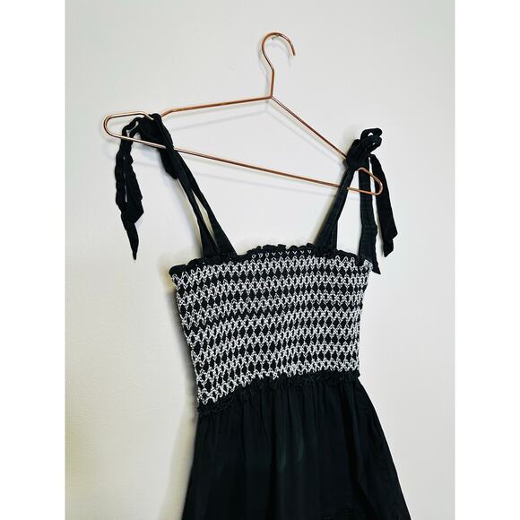 PETER SOM COLLECTIVE Black White Lace Detail A-Line Smocked Midi Dress Size S - Picture 15 of 15